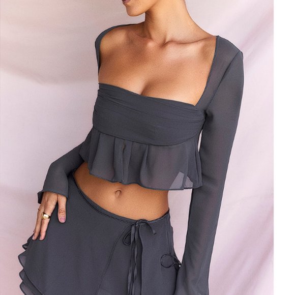 HOUSE OF CB 'Athena' Shadow Long Sleeve Floaty Top NWOT - Picture 3 of 13